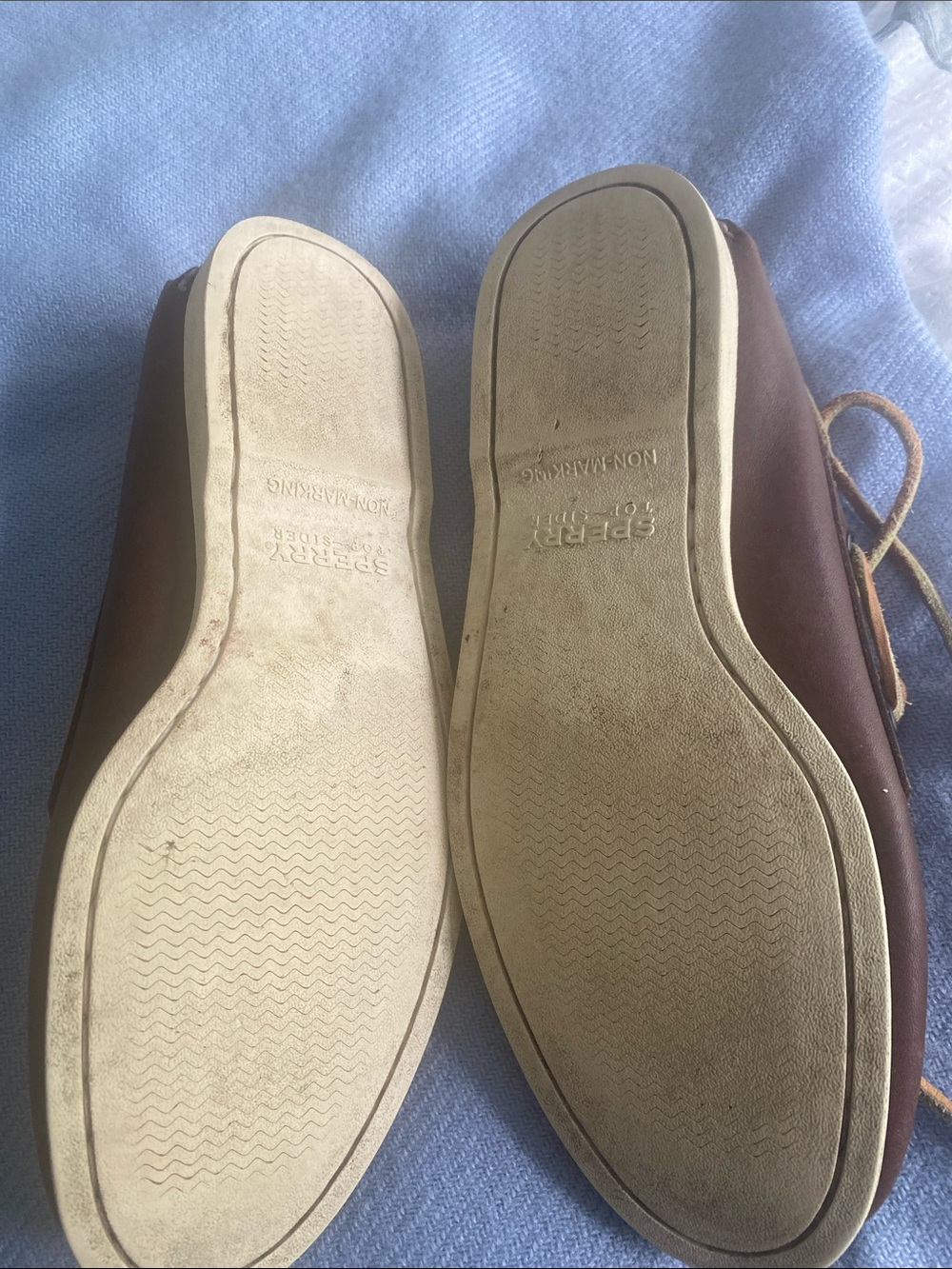 Sperry Brown Leather Boat Shoes with Yellow Laces - Picture 2 of 2
